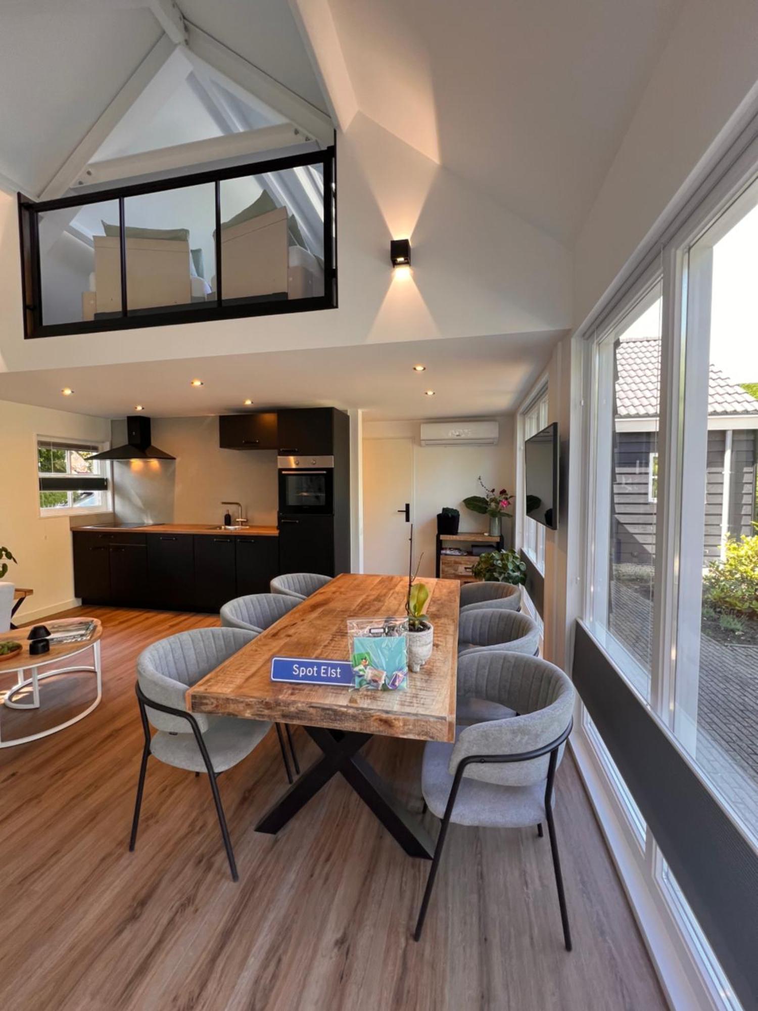 Spot Elst Vakantiehuis ภายนอก รูปภาพ